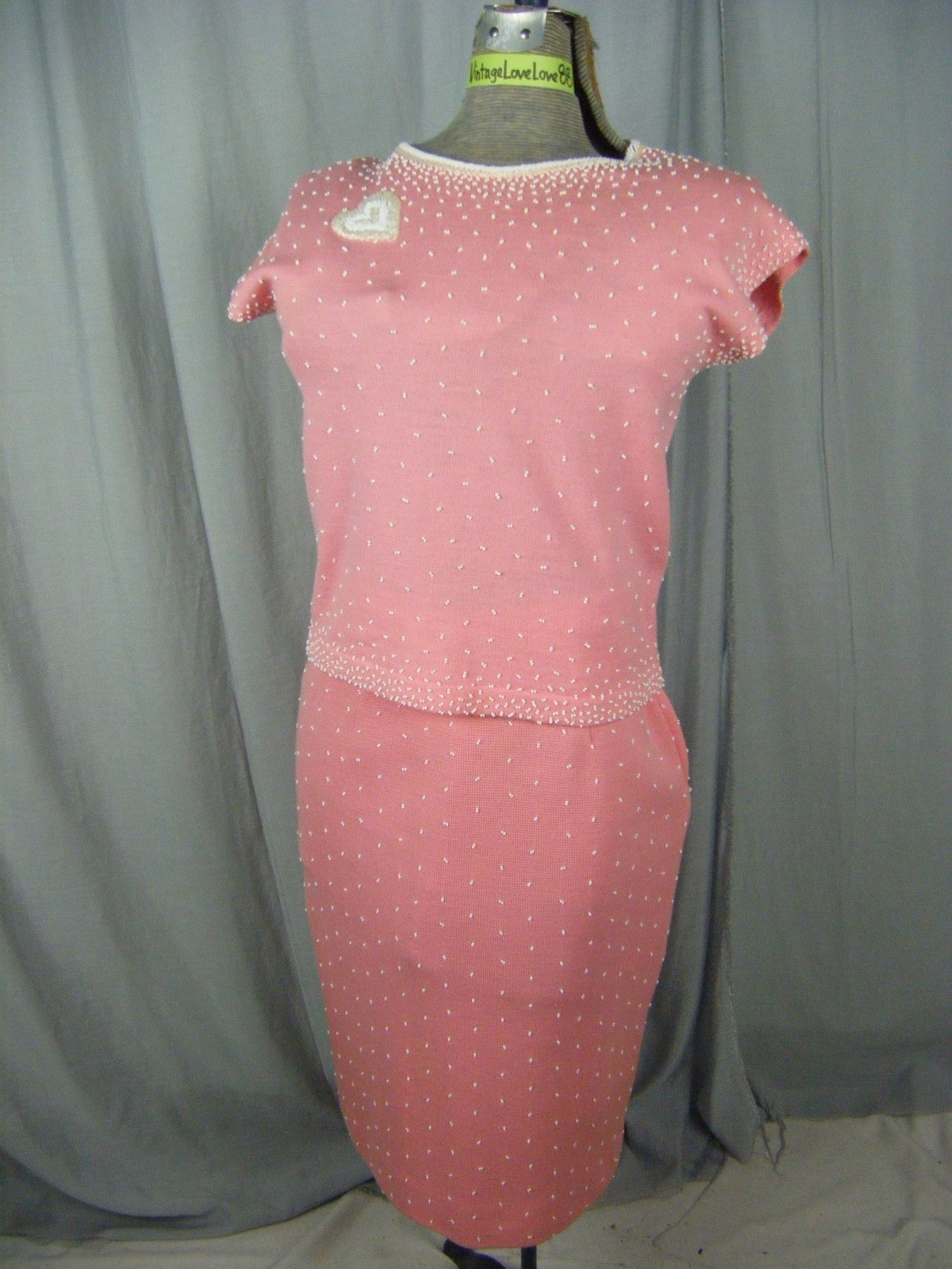 MISS BOUTIQUE CALIFORNIA Vtg 60s Pink Wool Beaded 3 pcs Skirt-Bust 34/Waist 27
