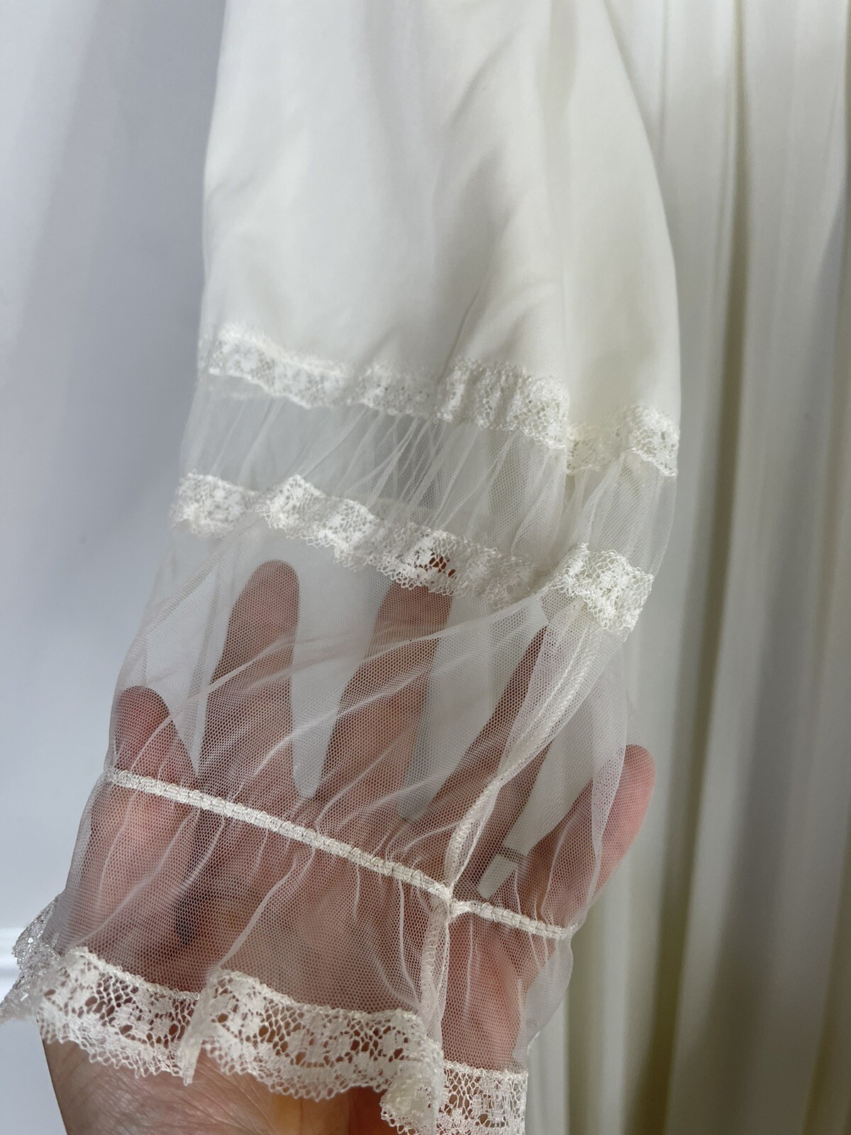 Vintage Dorella Long Ivory Nylon chiffon Full Nightgown Penior set Large Flaws