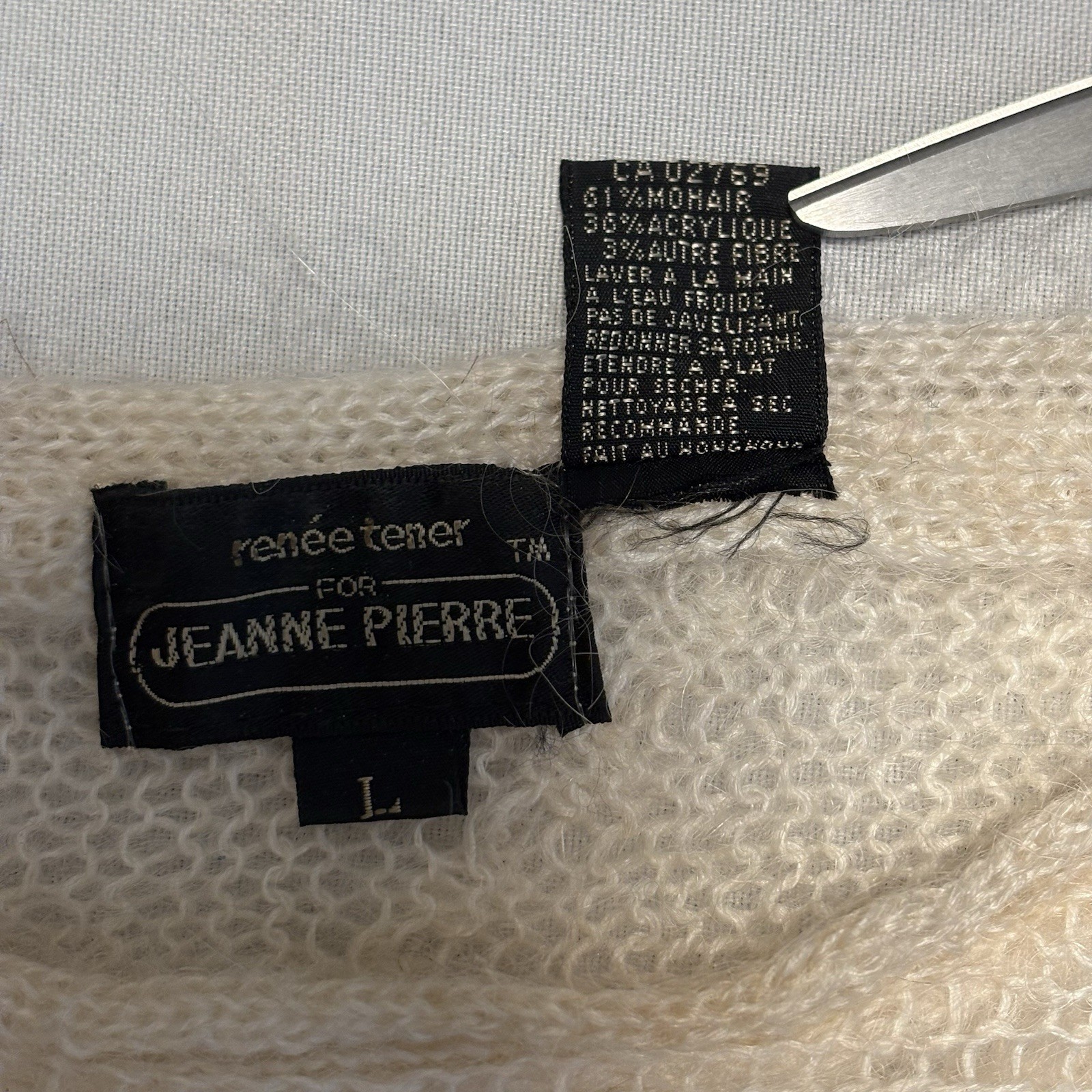 Vintage 80s Renee Tener Jean Pierre Cream Batwing Dolman Mohair Sweater