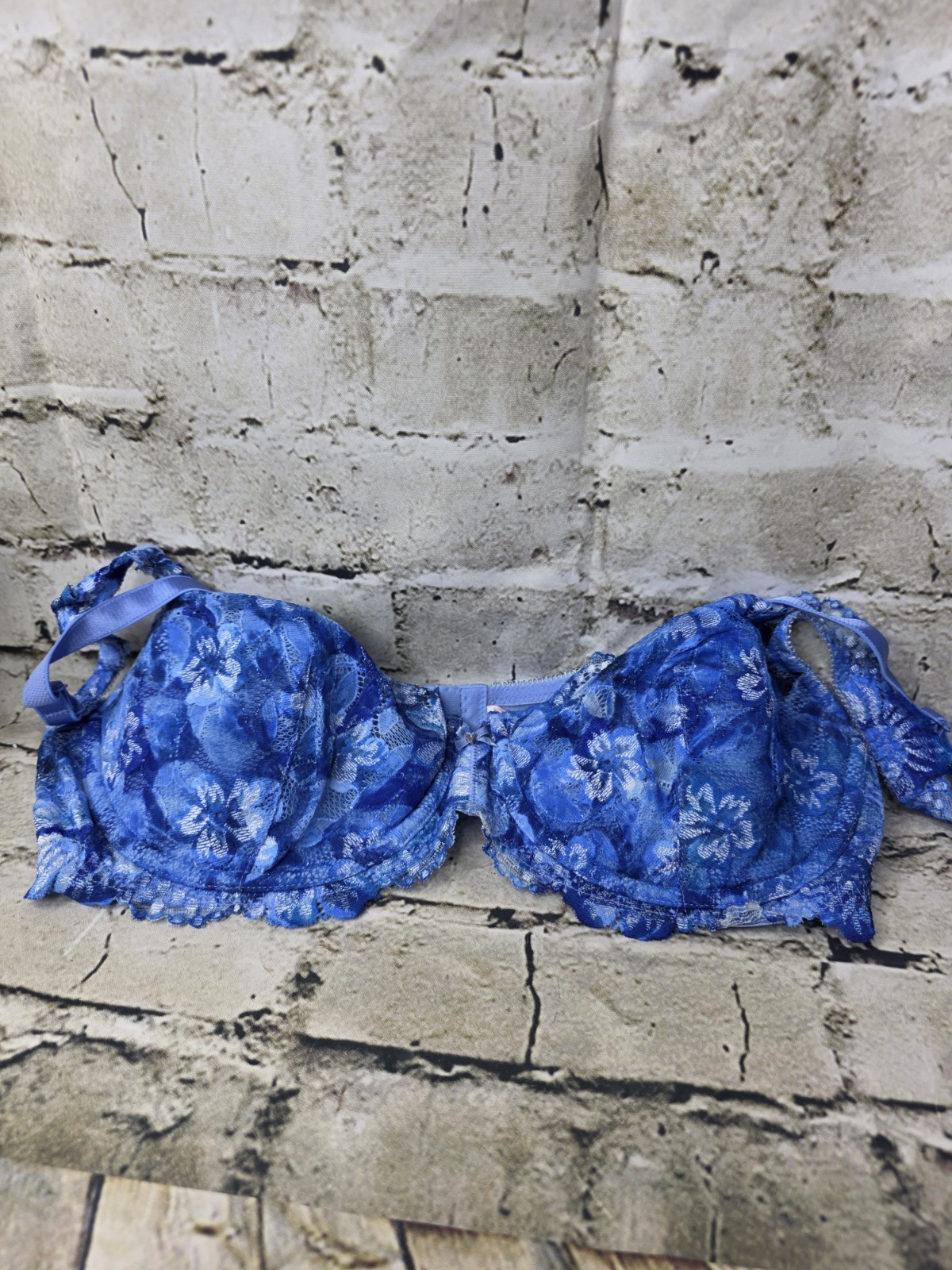 Victoria’s Secret VINTAGE 90s-00s Blue Lace Brief Bra 36D Underwire Lightly Pad