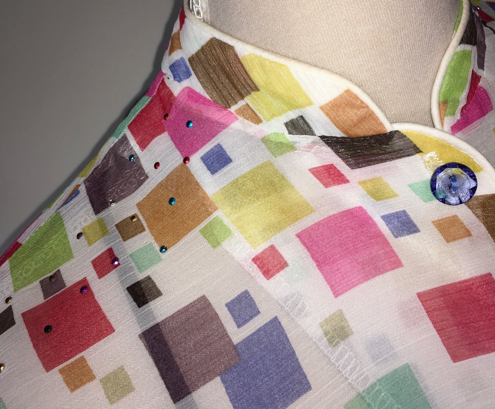 Vtg. Sheer SEA SUNS Mandarin Collar BLOUSE Tiny Multi Color Studs & Buttons RARE