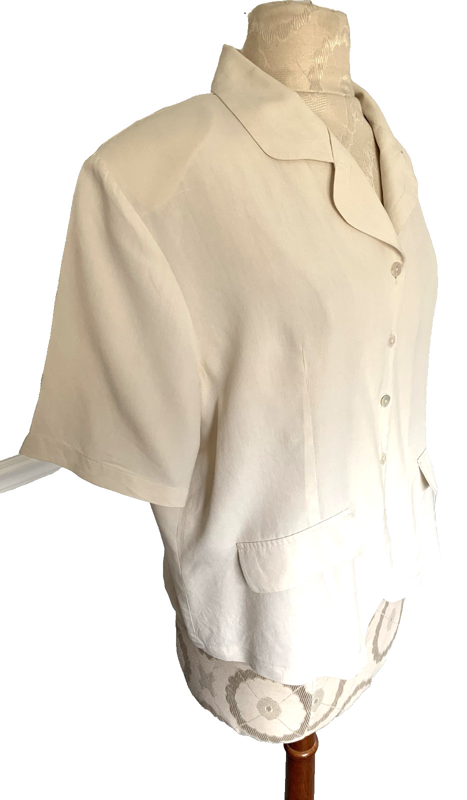 KIM ROGERS Ivory Cream Blouse 100% Silk Short Sleeve Buttons Size Large