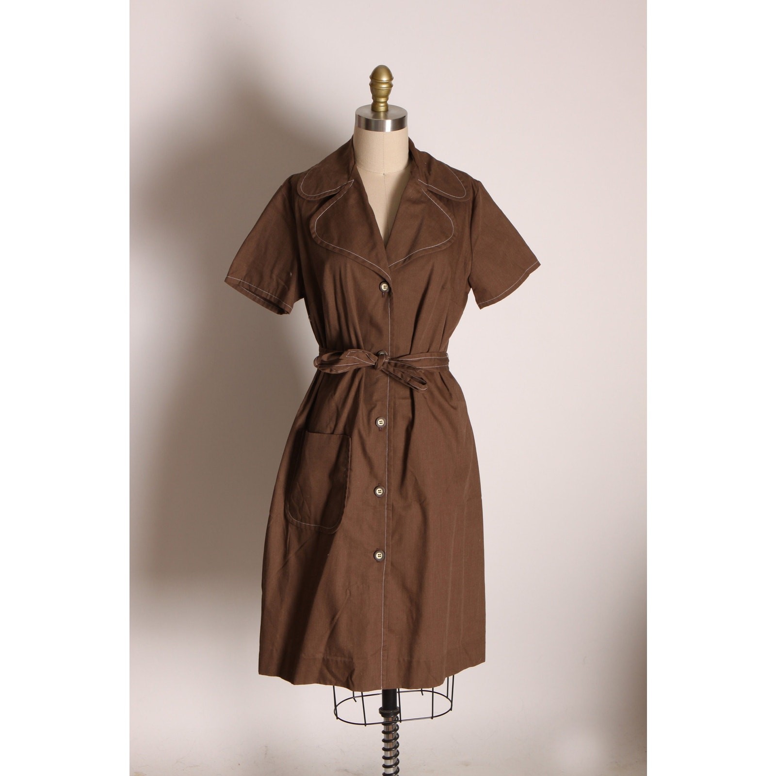 1970s Brown Button Up Short Sleeve Dog Ear Collar Belted Dress by Ship N’ Shore