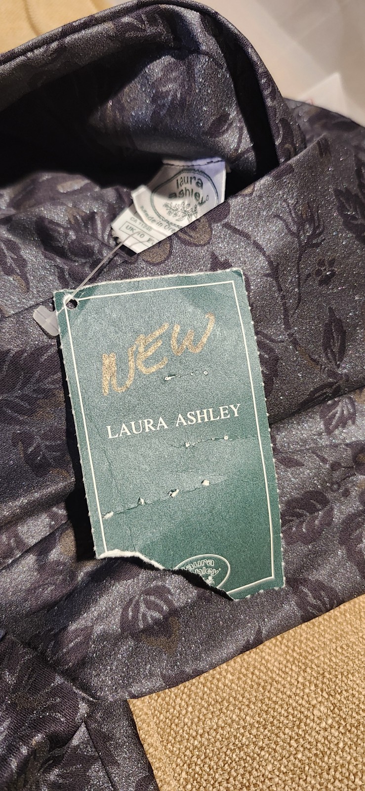 Vtg Laura Ashley dress nwt Black Taffeta Evening Holiday sz 8. 60″ Sweep