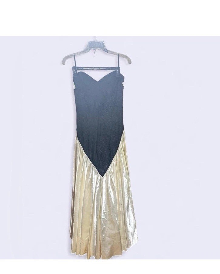 Elegant TD4 by Electra 80s 90s vintage silk satin navy cream beaded floral gown