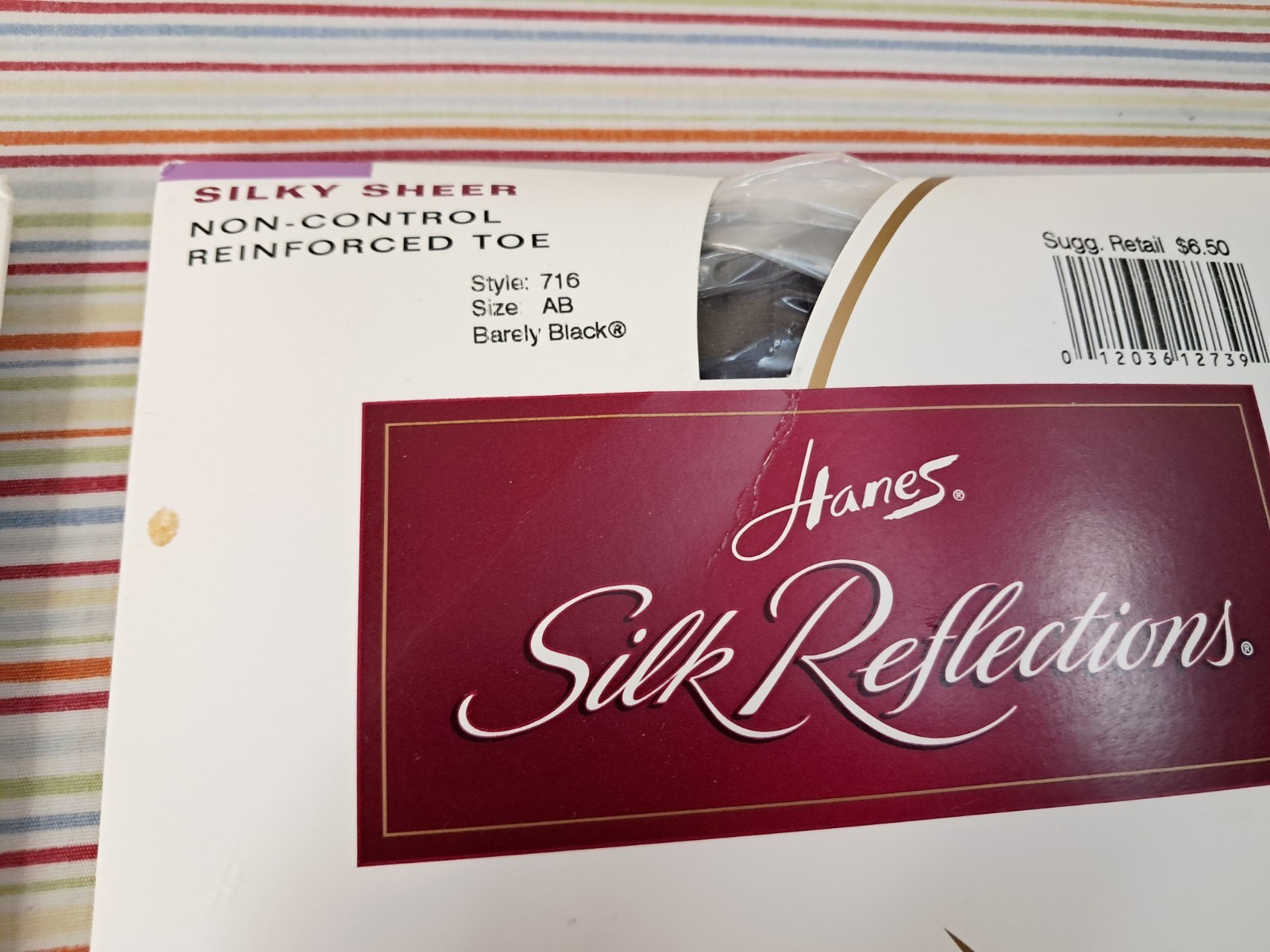 2 Vtg Hanes Silk Reflections Pantyhose Size AB Nylons Lot NOS Black Buff 90’s
