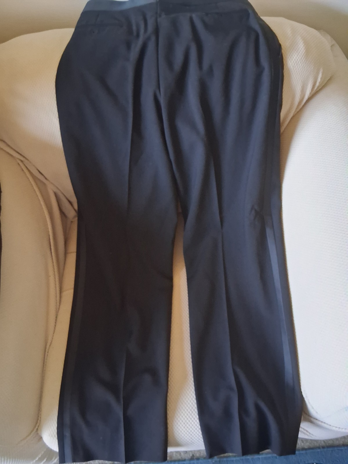 Tuxedo Pleated Satin Around Waist Sides of Pants Black 34 Waist 31 Length Size 8