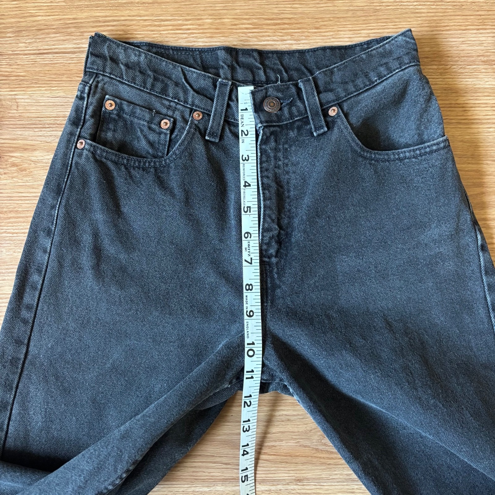 VTG Levi’s 560 Loose Fit Straight Leg Jeans 90s Women’s Size 5 Black Made in USA