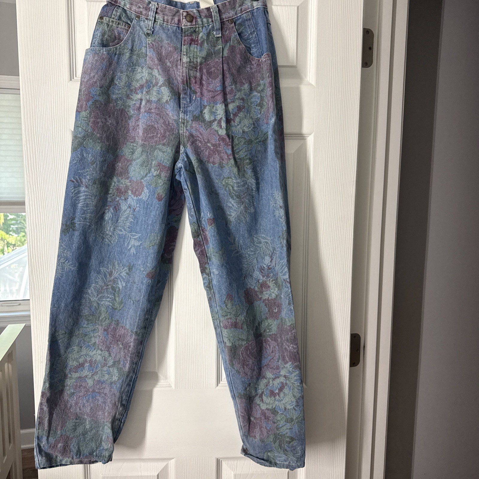 Vivaldi Jeanswear Vintage 90s High Waisted Mom Jeans Floral Women 28×28 Pleated