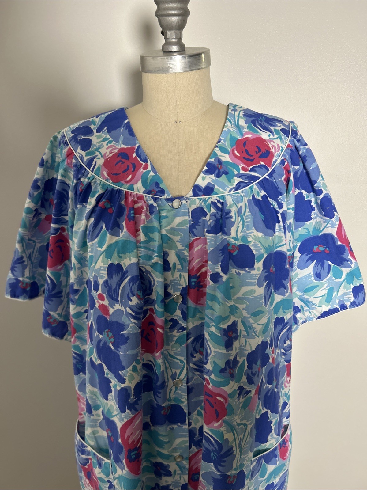 VTG 80s Kelly Reed Floral Golden Girls Short Sleeve Snap Front House Dress, Med.