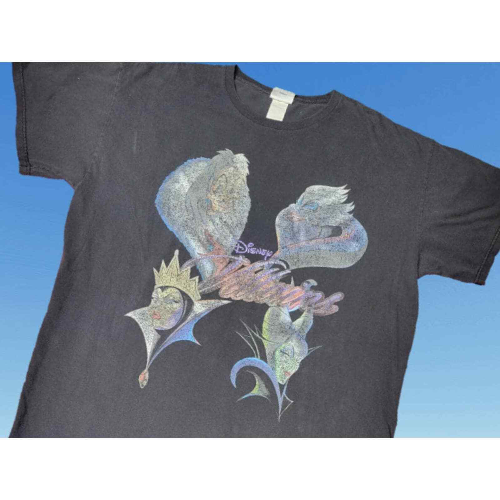Vintage 90s Disneyland Resort Villains Tshirt Faded Graphic 3XL Girls Next Door