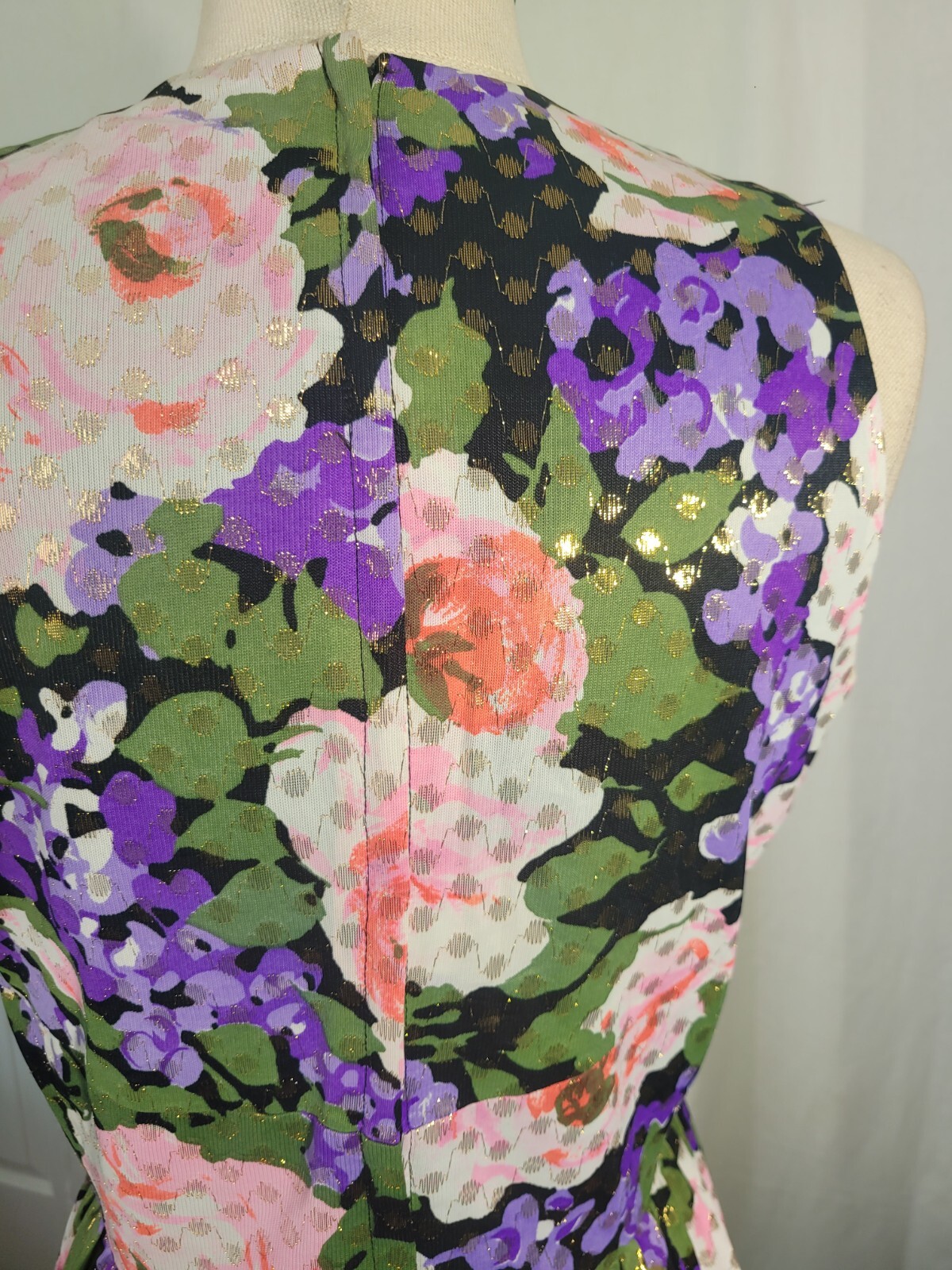 Vintage 70s California Sleeveless Spring Floral and Gold Lurex Maxi Dress Sz. Sm