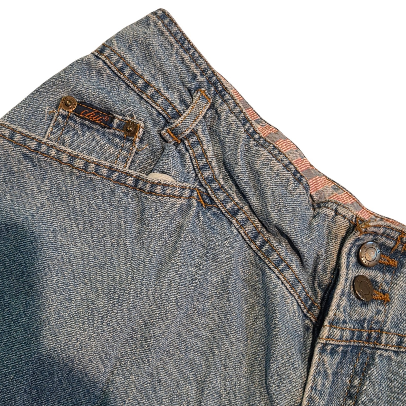 Vintage Chic Shorts Approx Size Large – XL 90s Unique Cut