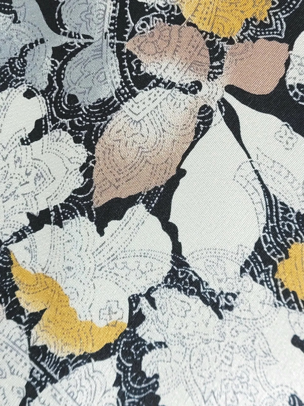 Vtg Notations Black/White/Grey/Brown Paisley Print over Leaf Print Blouse Sz 8