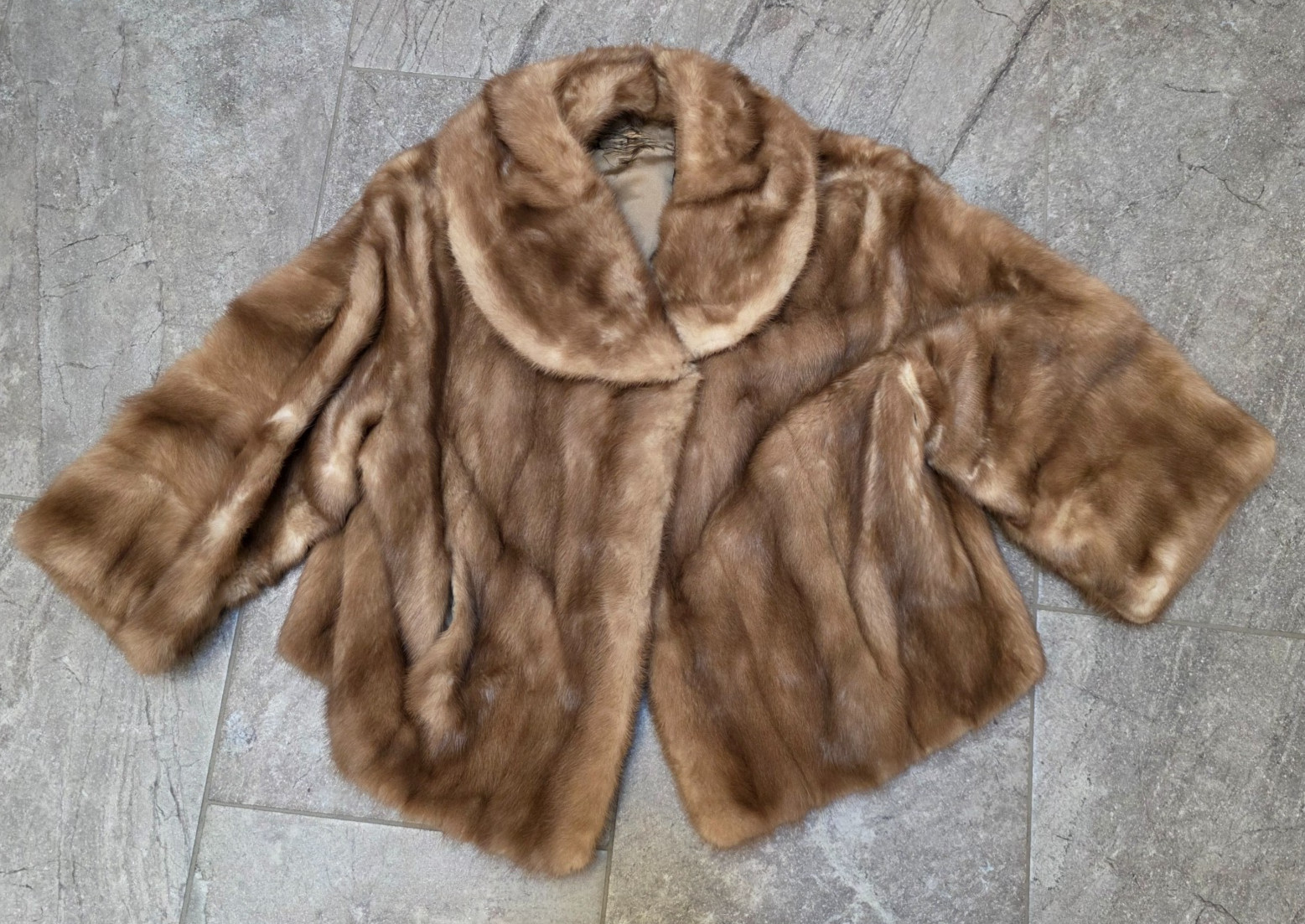 Vintage Mink Fur Stole Honey Brown vtg made in Paris 50’s vtg