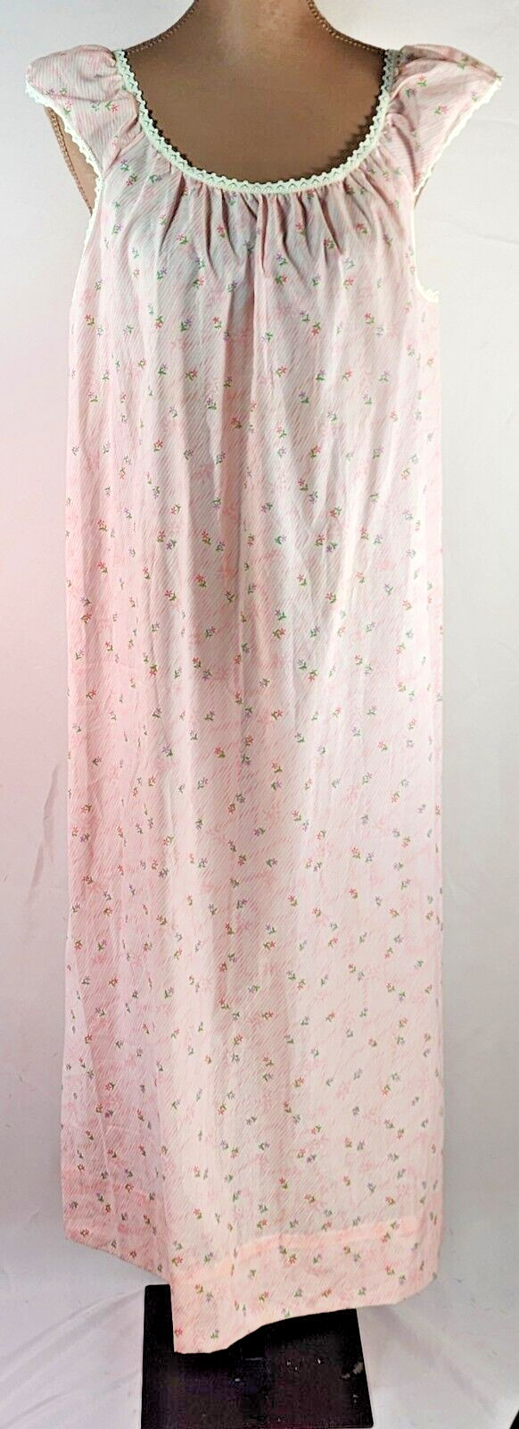 Vintage Nightgown PINK Floral MEDIUM Long gown Cotton Blend NOS so PRETTY!