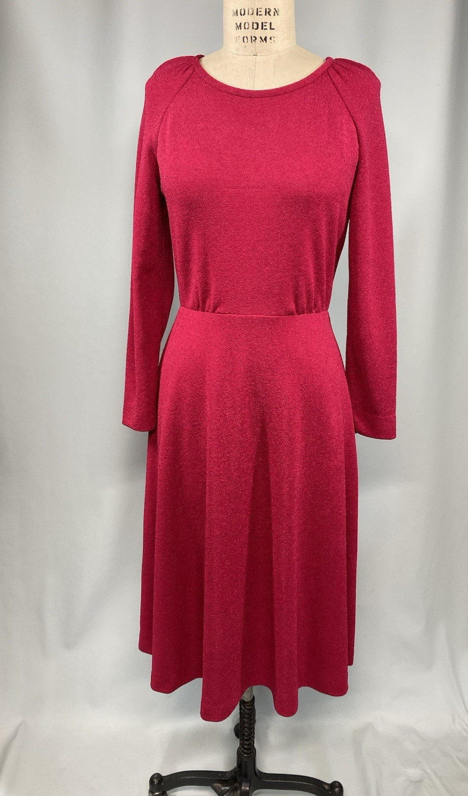 Vintage Dress SIZE MEDIUM red long sleeve LESLIE FAY 70s 80s classic long sleeve