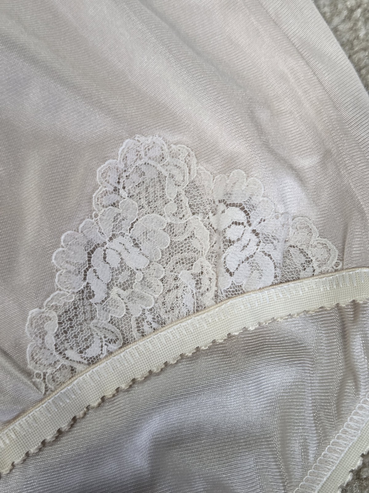 Vintage Shadowline Nylon Panties Beige New Lace Detail Size 7