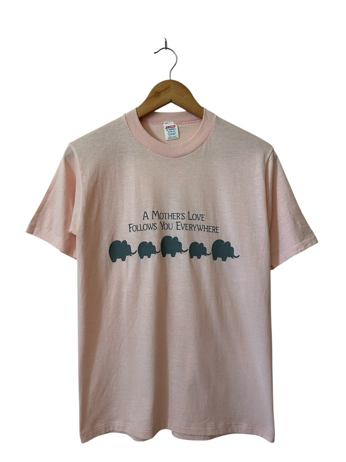 Vintage A Mother’s Love Follows You Everywhere Elephant T Shirt Size Small Pink