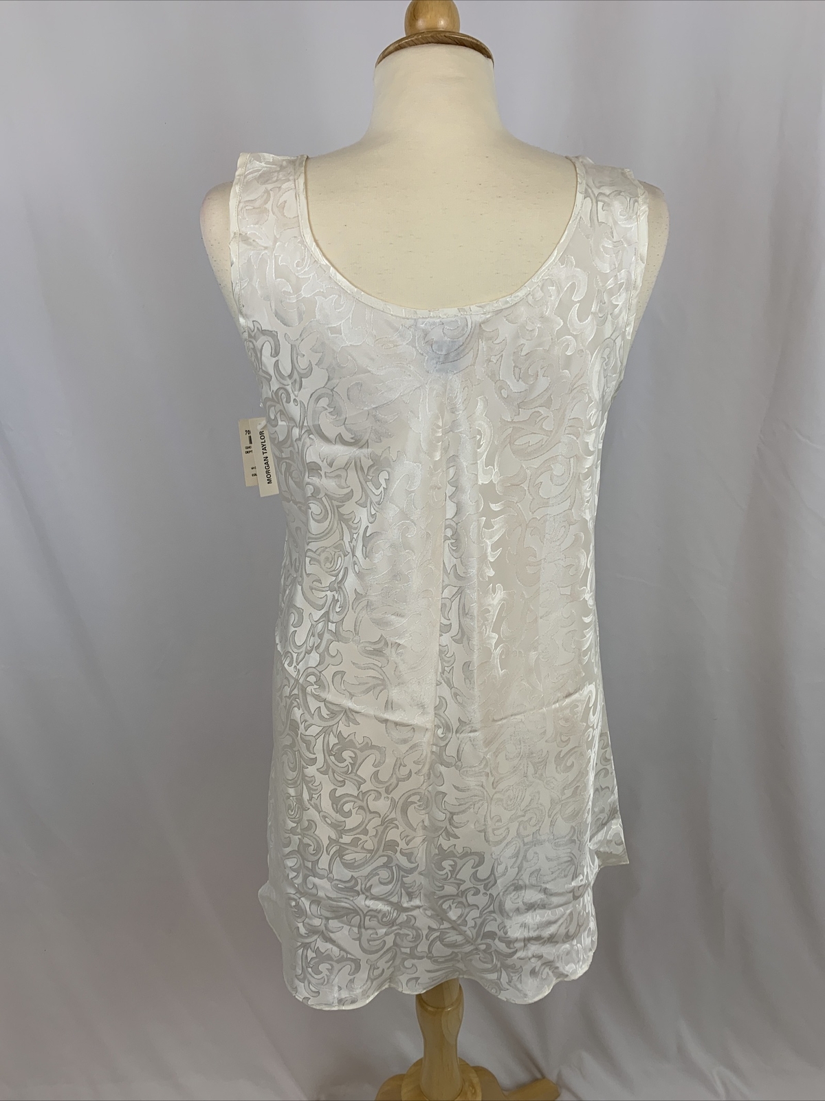 Vintage Morgan Taylor Women’s Nightgown Size Medium Ivory Cream Bridal Honeymoon