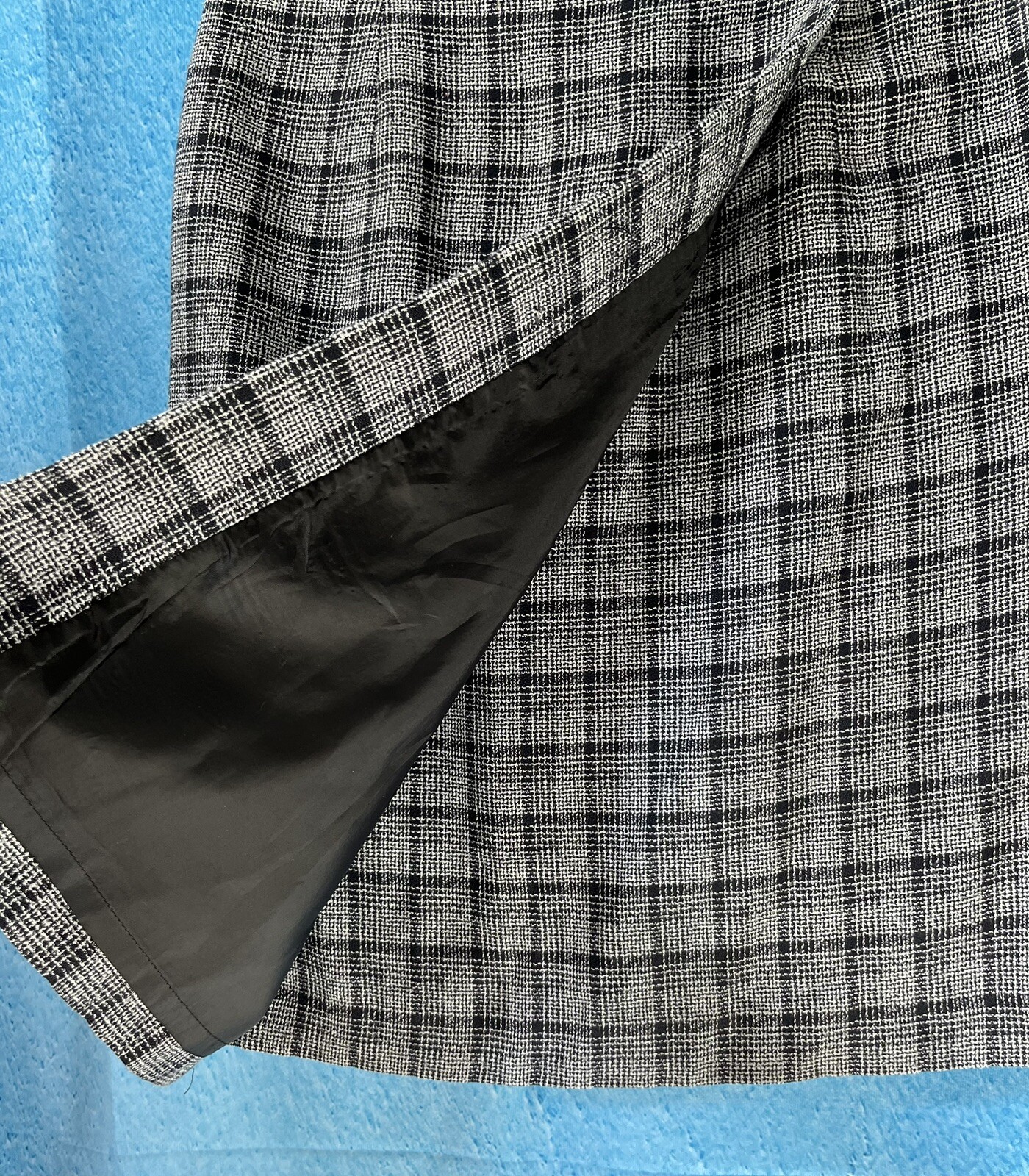 JON-MICHEL Women’s Vintage Black Gray Wrap Skirt Plaid Tweed Lined Size Small