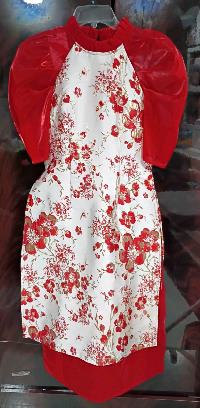 Vietnamese Áo dài Dress Ft Red Sheer Puffed Sleeves & A Floral Pattern Size S-M