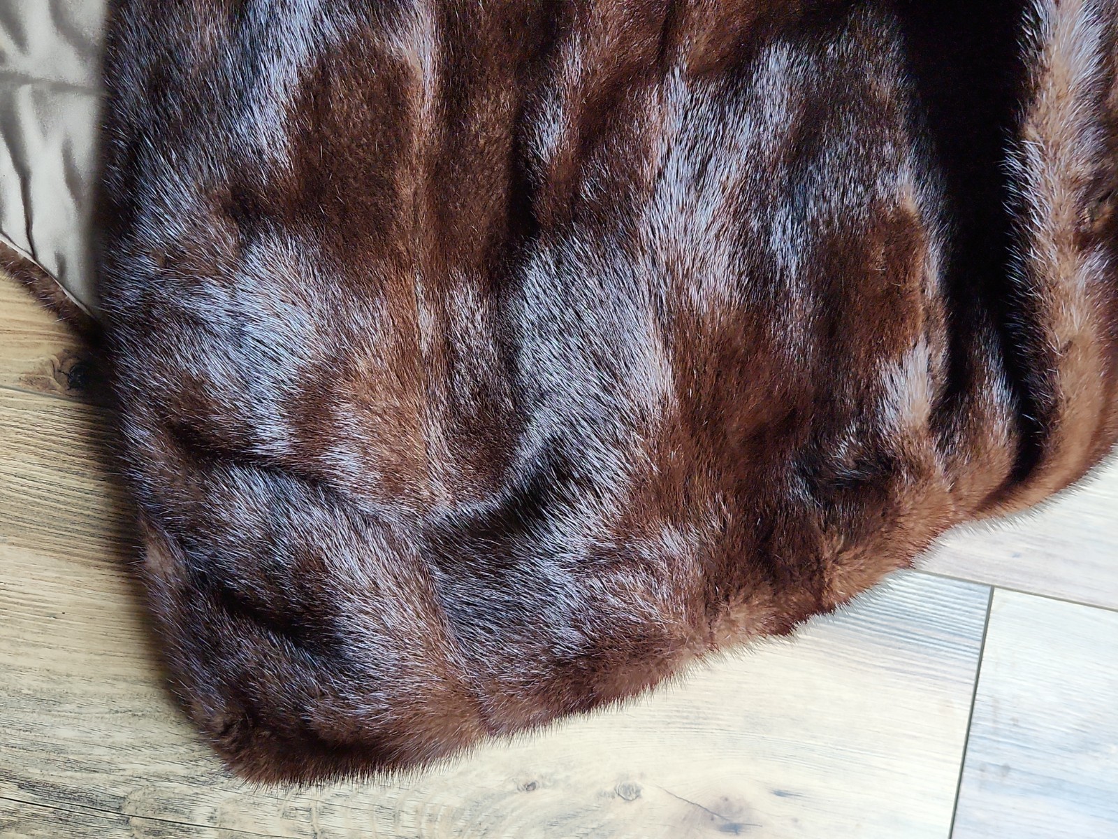 Vintage Brown Mink Fur Shawl 1950s Furs by Robert Women’s Lined Mono Collar