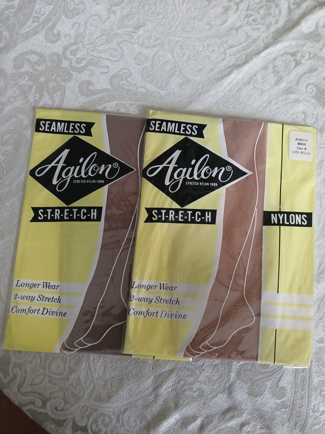 Lot Of 2 Agilon Stretch Nylons Vintage Seamless Size B 9.5-10 1 Taupe 1 Beige