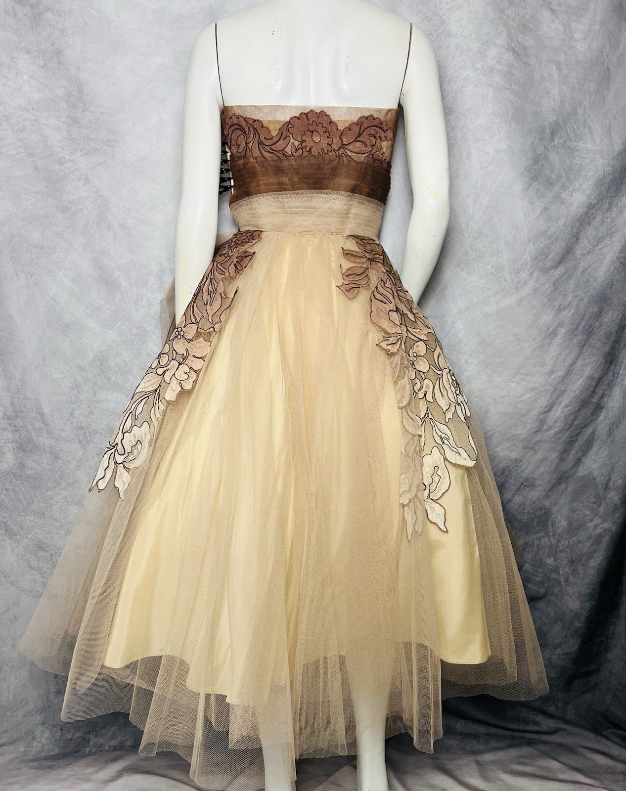 Vintage 1950s Will Steinman Strapless Pink Tulle Applique Full Skirt Gown Dress