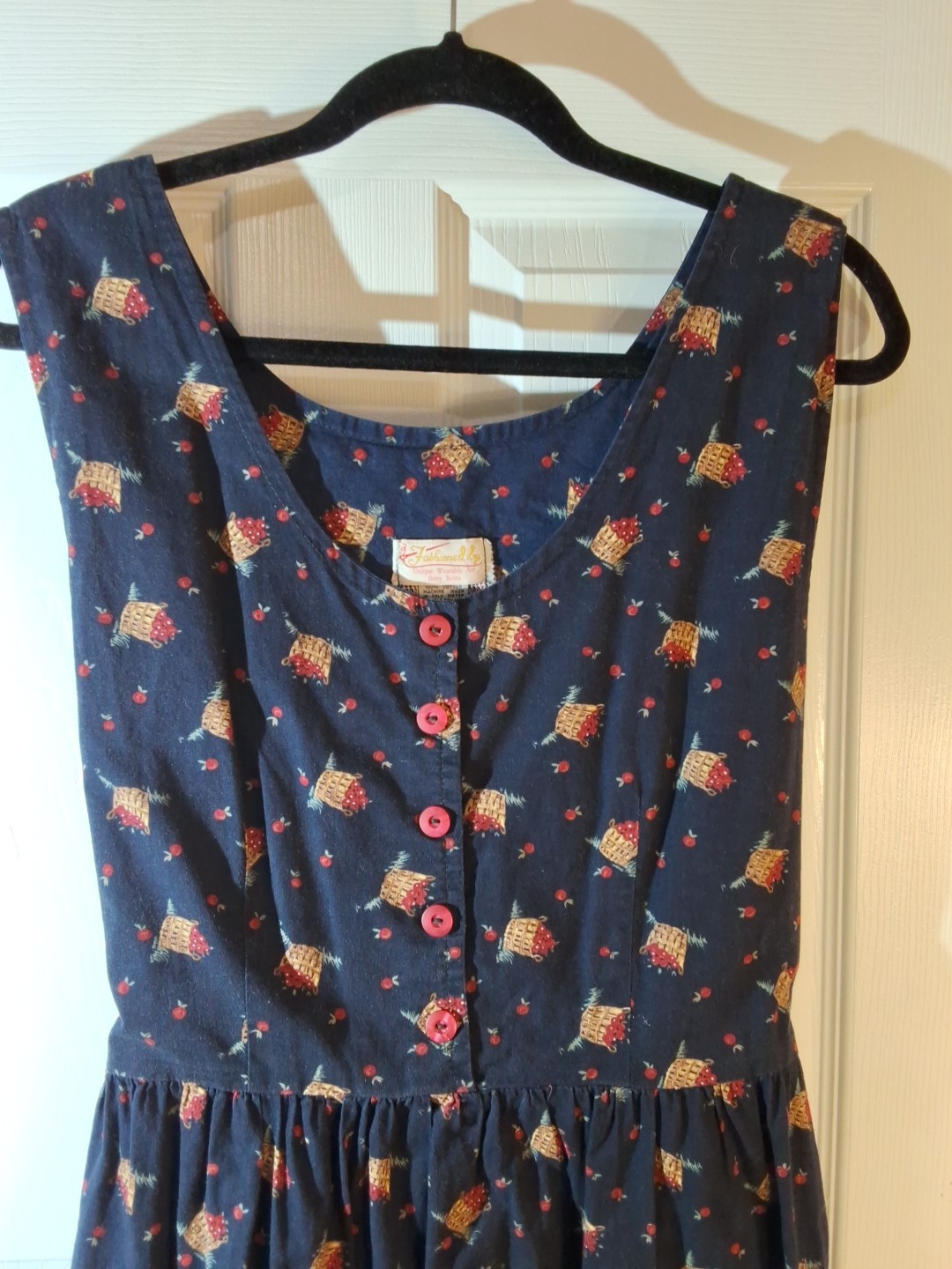 Unique Wearable Art BETTY REINA SZ XL Vintage 50s Tie In Back, Apples, Dress