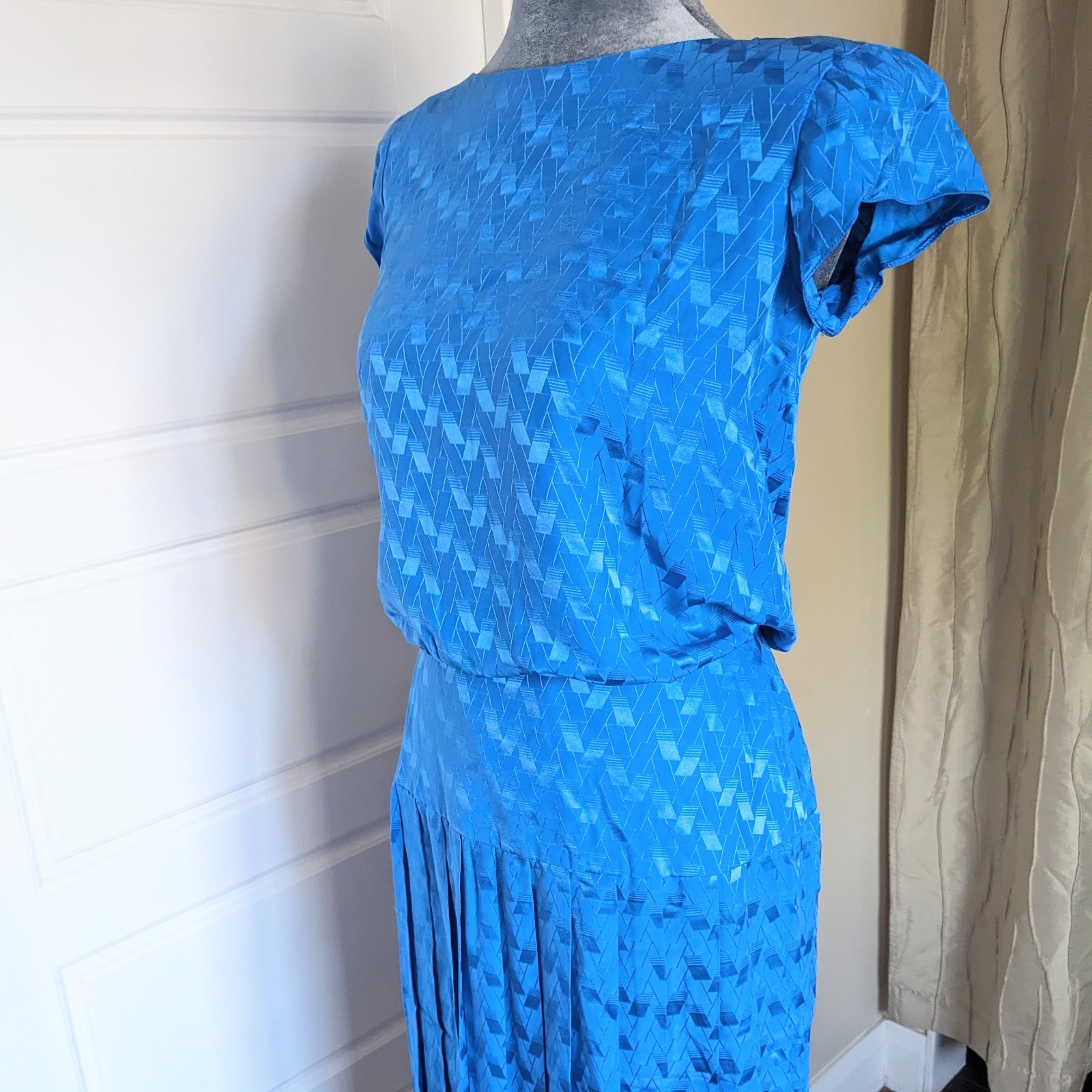 Vintage 80s Blue Silk Midi Dress Sz 4 Drop Waist Pleated Button Back Blouson