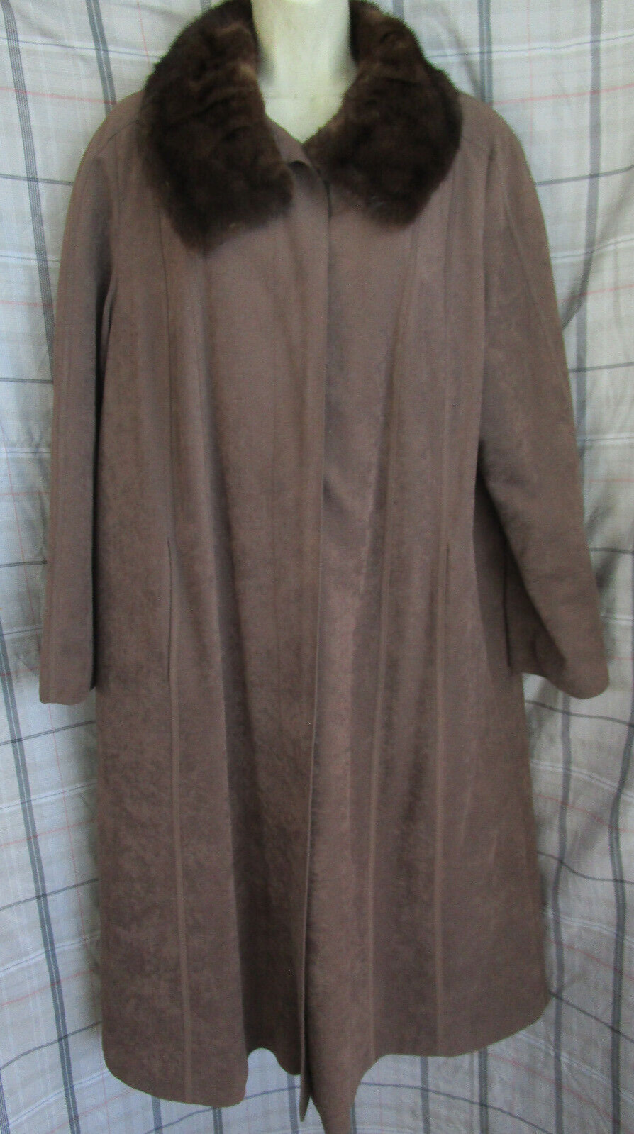 Vtg PLUS SIZE Berghaus Faux Suede Brown Long Overcoat Coat Fur Collar Winter 52