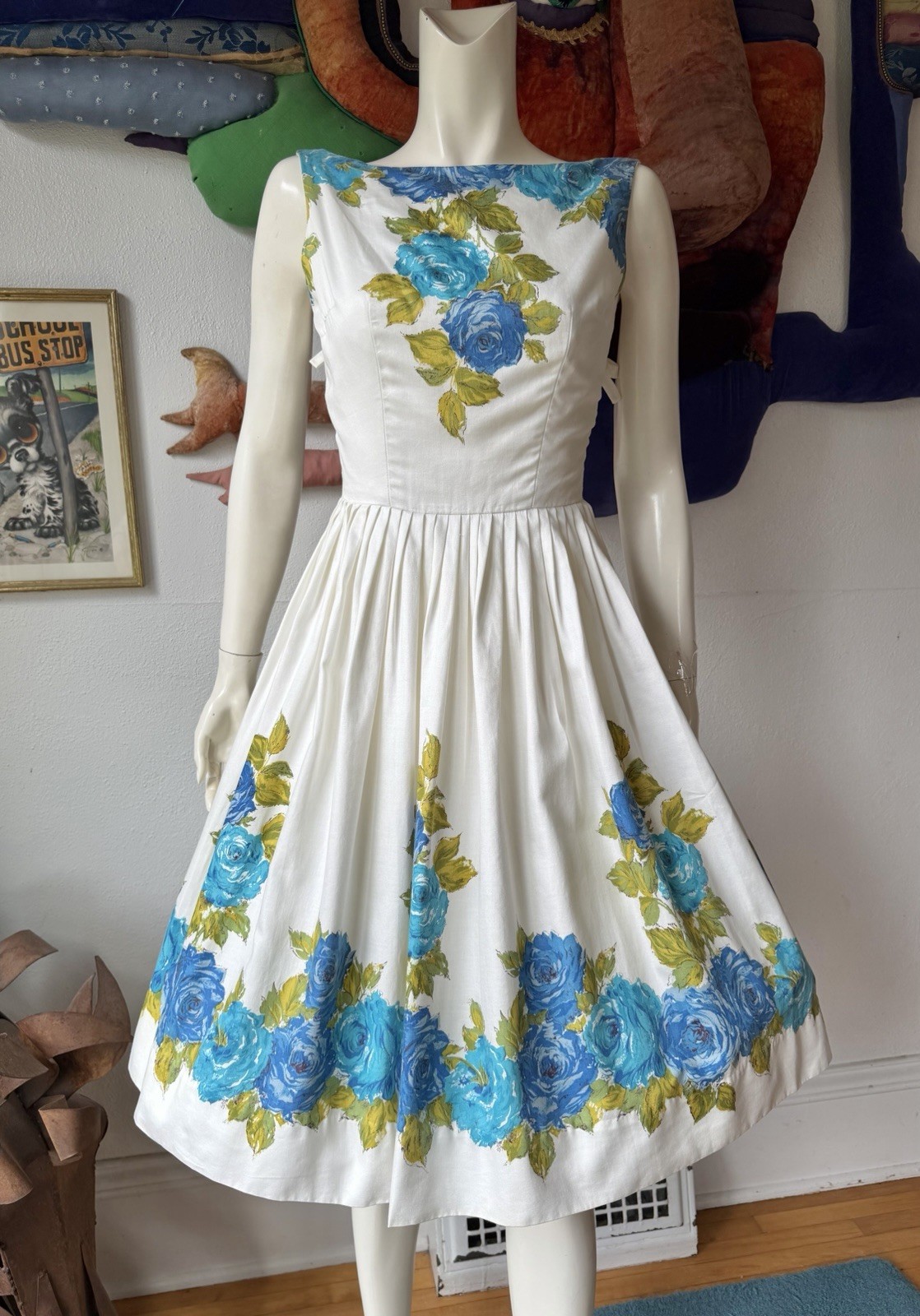 Vintage 1950s BORDER PRINT SUNDRESS Dress Cotton Blue ROSES Bows Metal Zipper XS