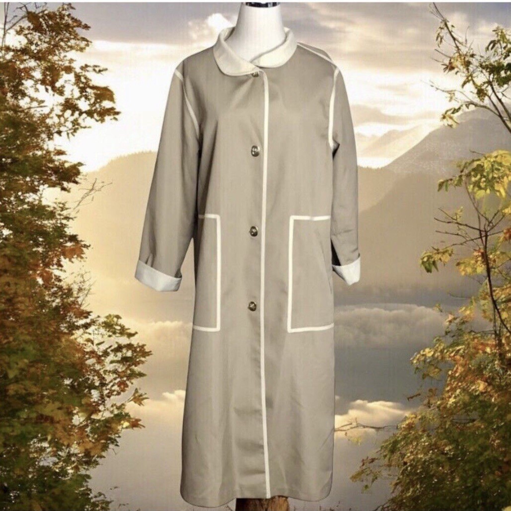 Vtg Bonnie Cashin Raincoat Size Small Beige Turnlock Weather Wear Russel Taylor