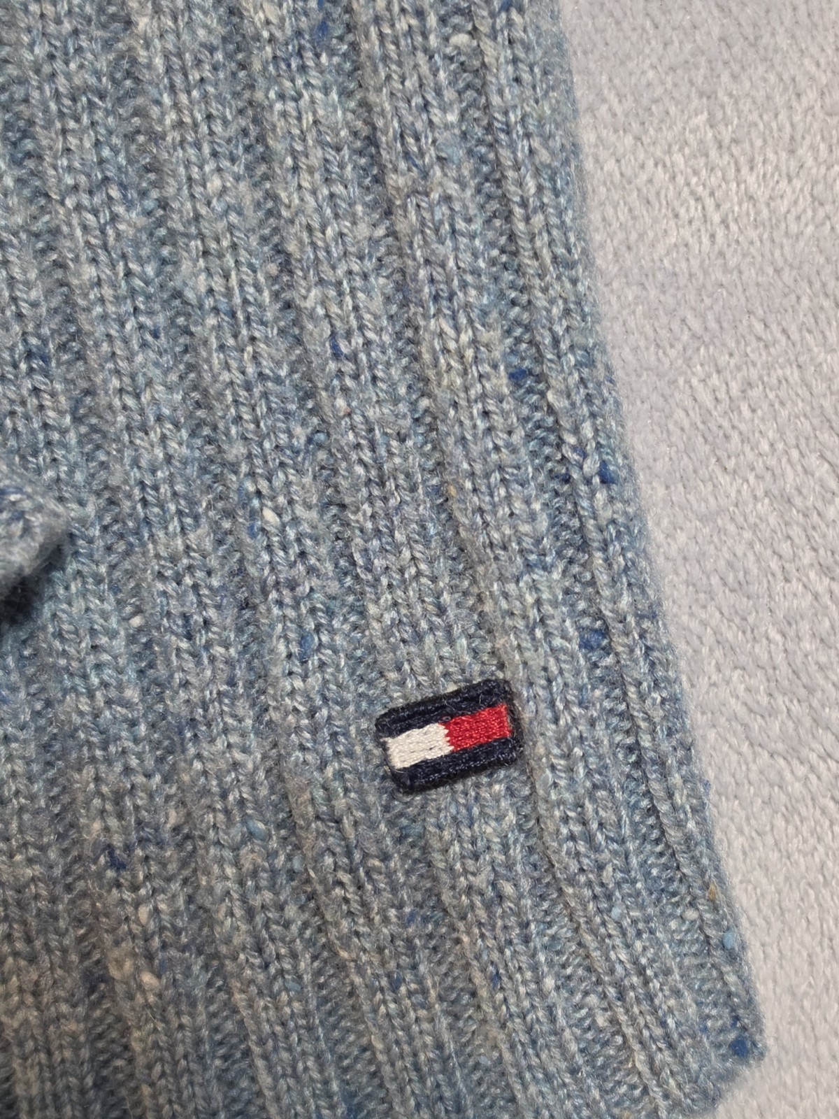 Tommy Jeans Hilfiger Women’s Pullover Knit Sweater Blue Size Medium Y2K 2000s Y3