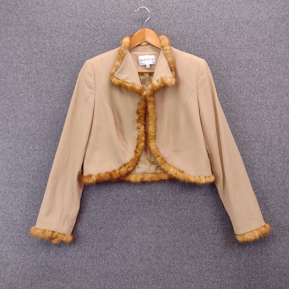 VTG Lily and Taylor Womens Jacket Medium Tan 100% Wool Fur Trim Made USA
