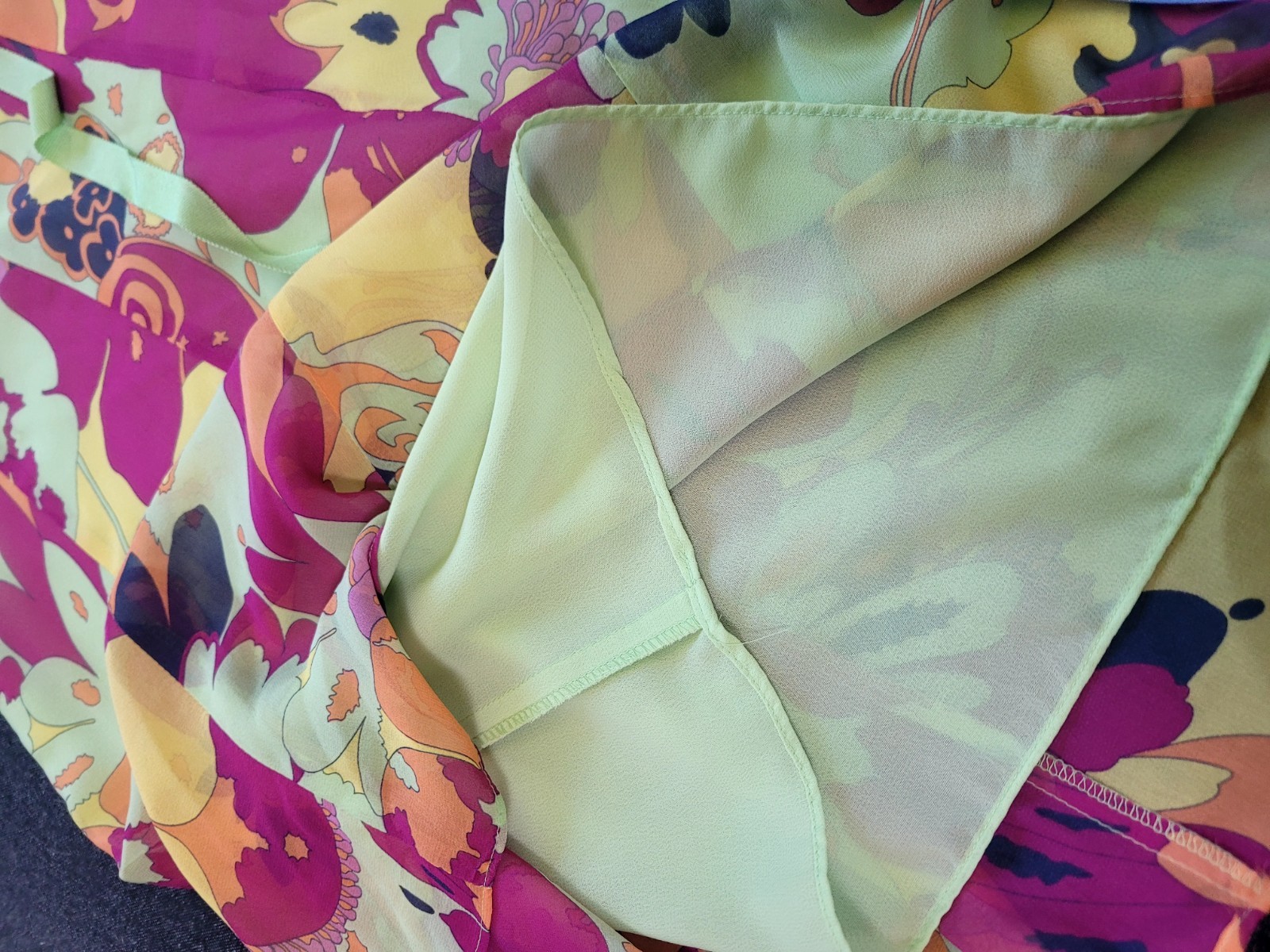 Vintage 90s Y2K Psychedelic Knee Length Skirt Silk Floral Bright Mod Gogo 10 M/L
