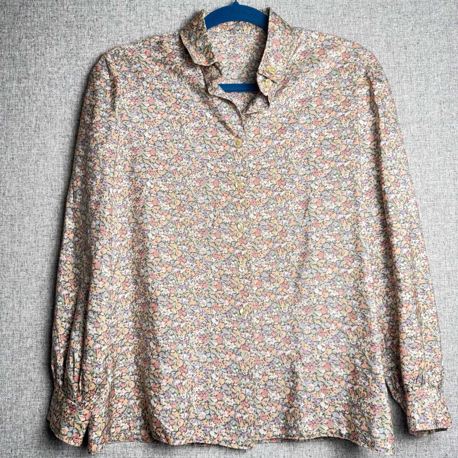 Vintage 70s/80s Ivory Pink Green Floral Handmade Button Down Shirt S/MEDIUM