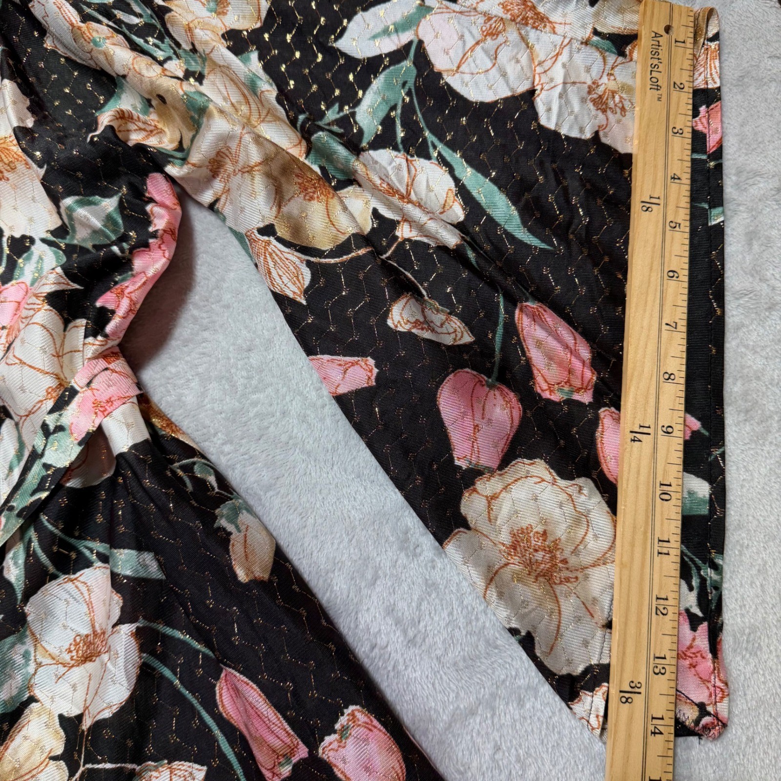 Vintage Shaker Sport Floral Metallic Gold Bell Sleeve Wrap Top Black Pink 38