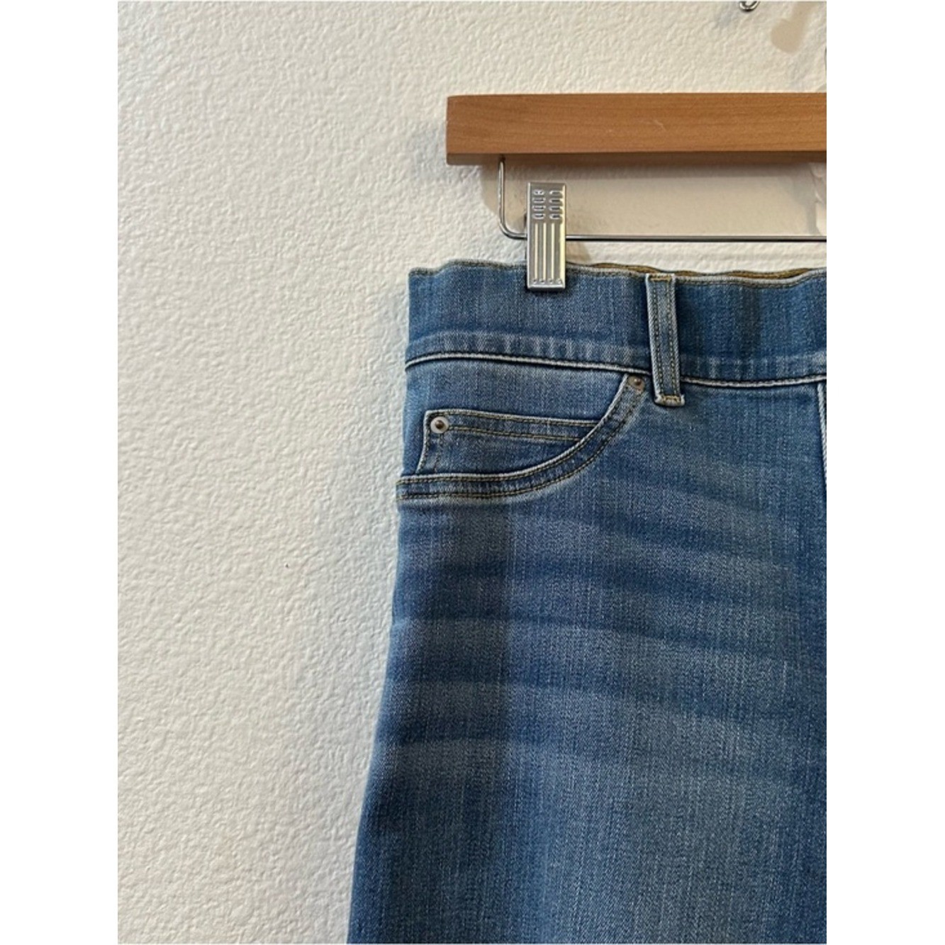 SPANX Seamed Front Wide Leg Denim Jeans Size Medium Vintage Indigo