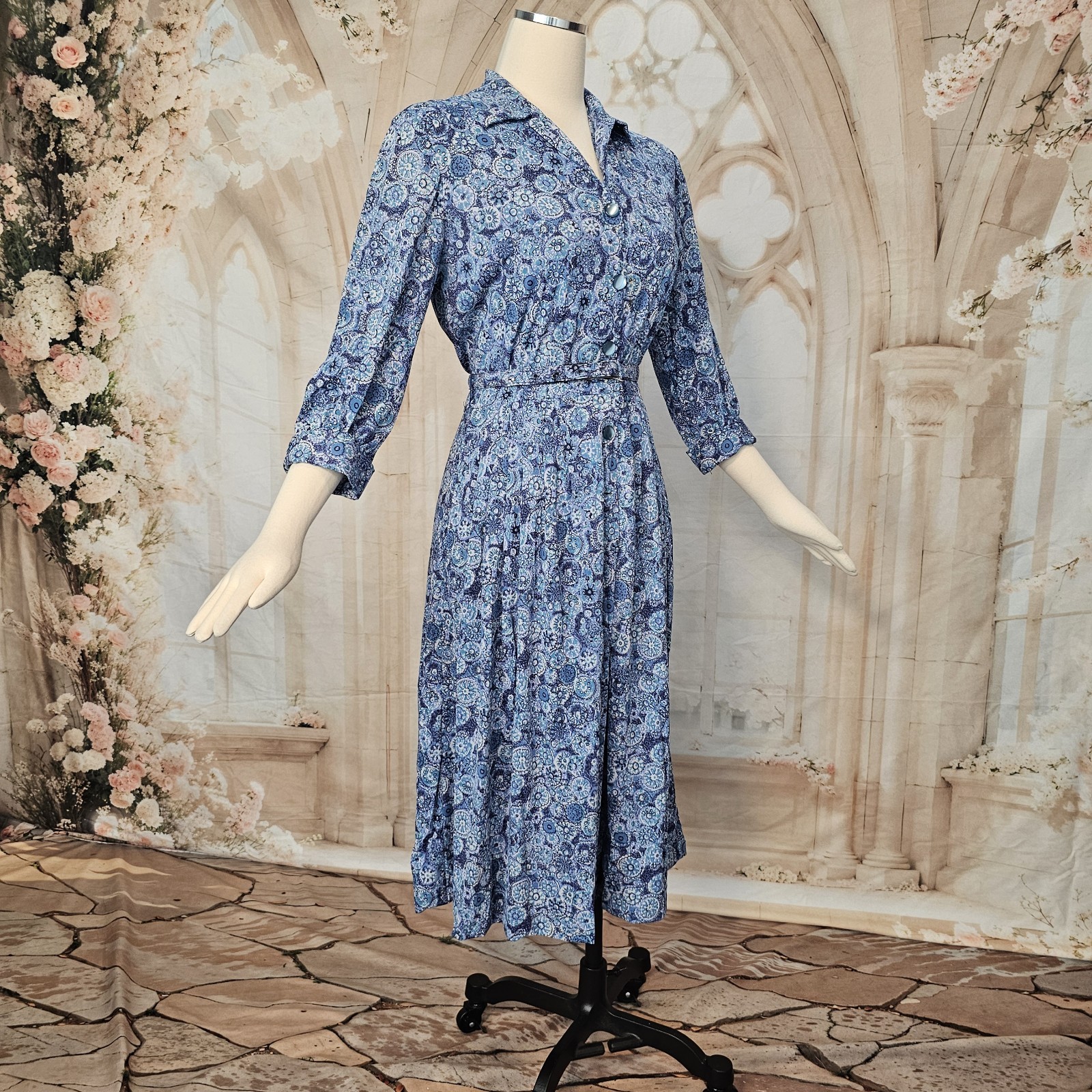 Vintage 1960’s Dress Button Up Blue White Floral 3/4 Length Sleeve Collar Pinup