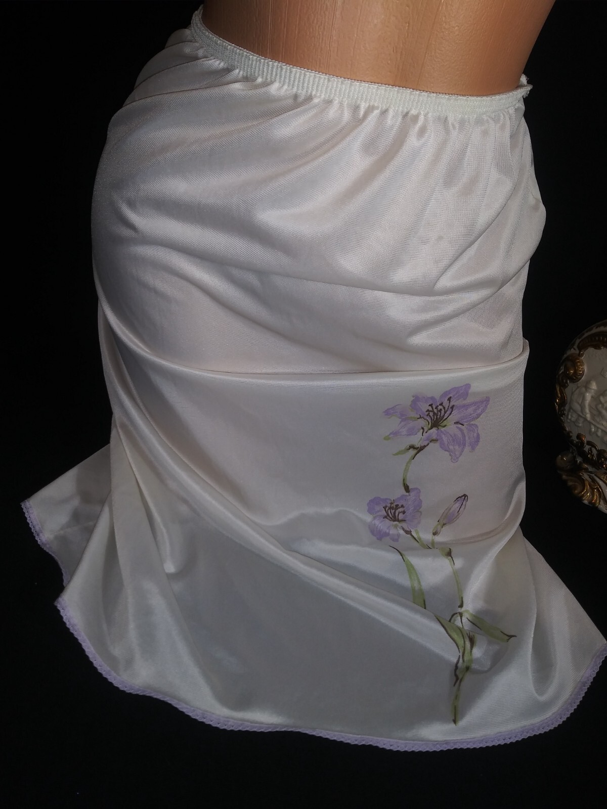 Vtg Silky Wedding Shiny Slip Half Slip Lace Slip Pin Up Flower lace Slip