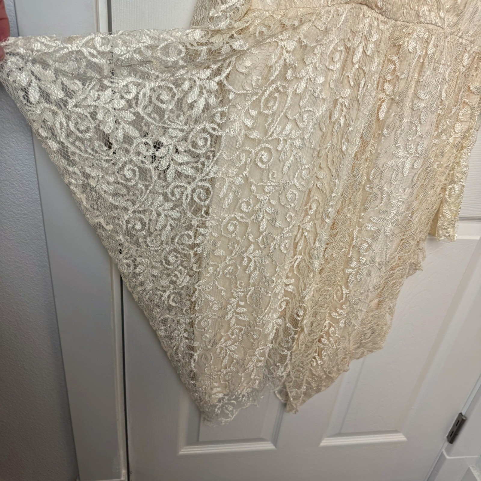 Diamonds Run Dress Women S Cream Lace Draped V-Neck Vintage 80s