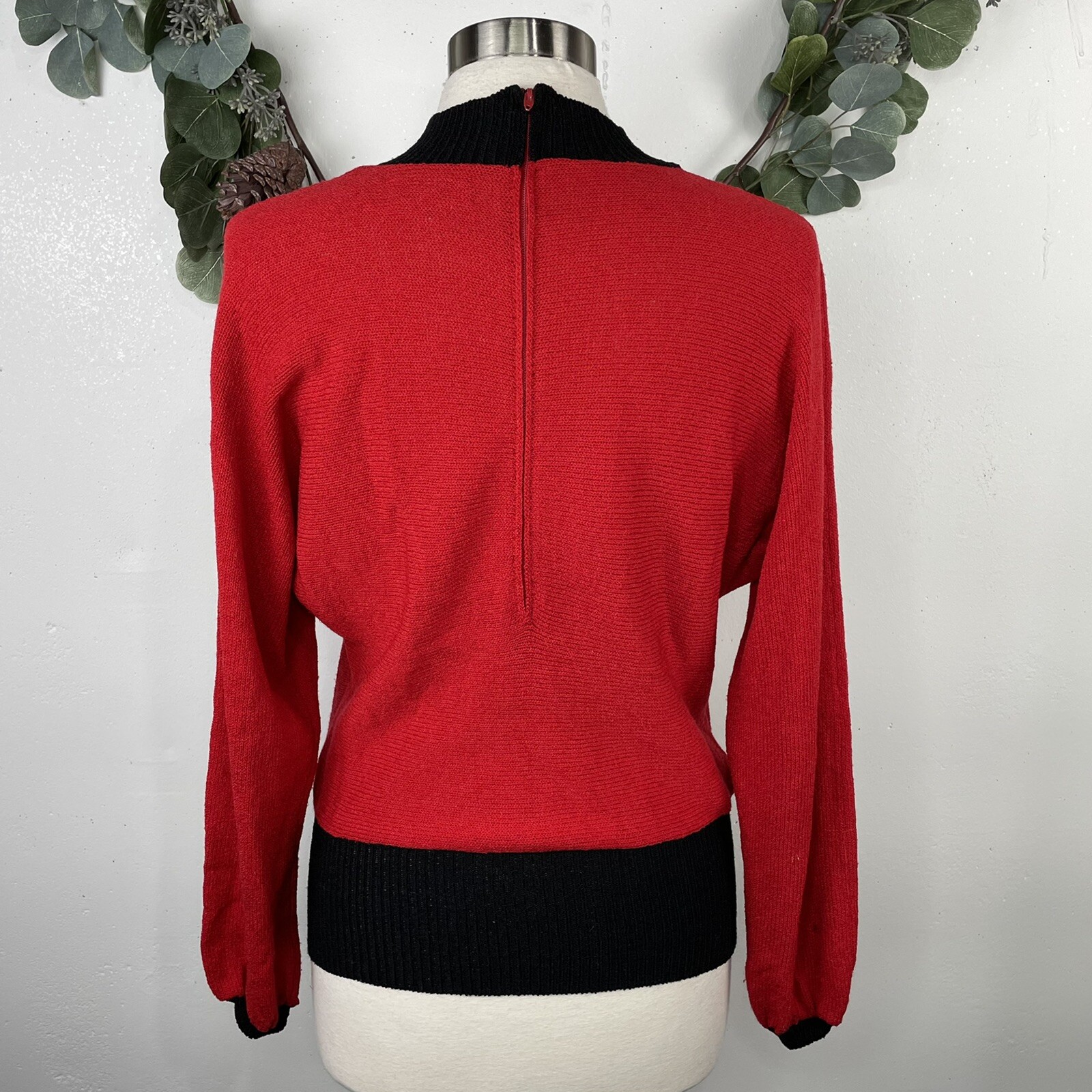 Vintage 80s Womens Sweater Size S Santana Knit Leather Flower Red