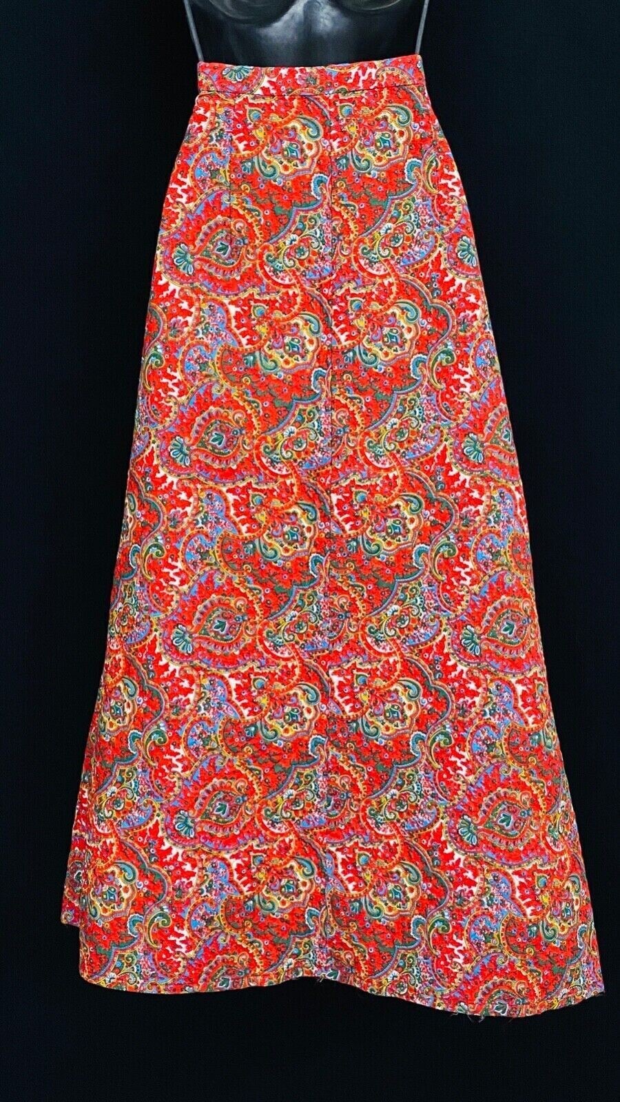 Vintage 1970s red paisley skirt, quilted A-line maxi boho high waist XS S