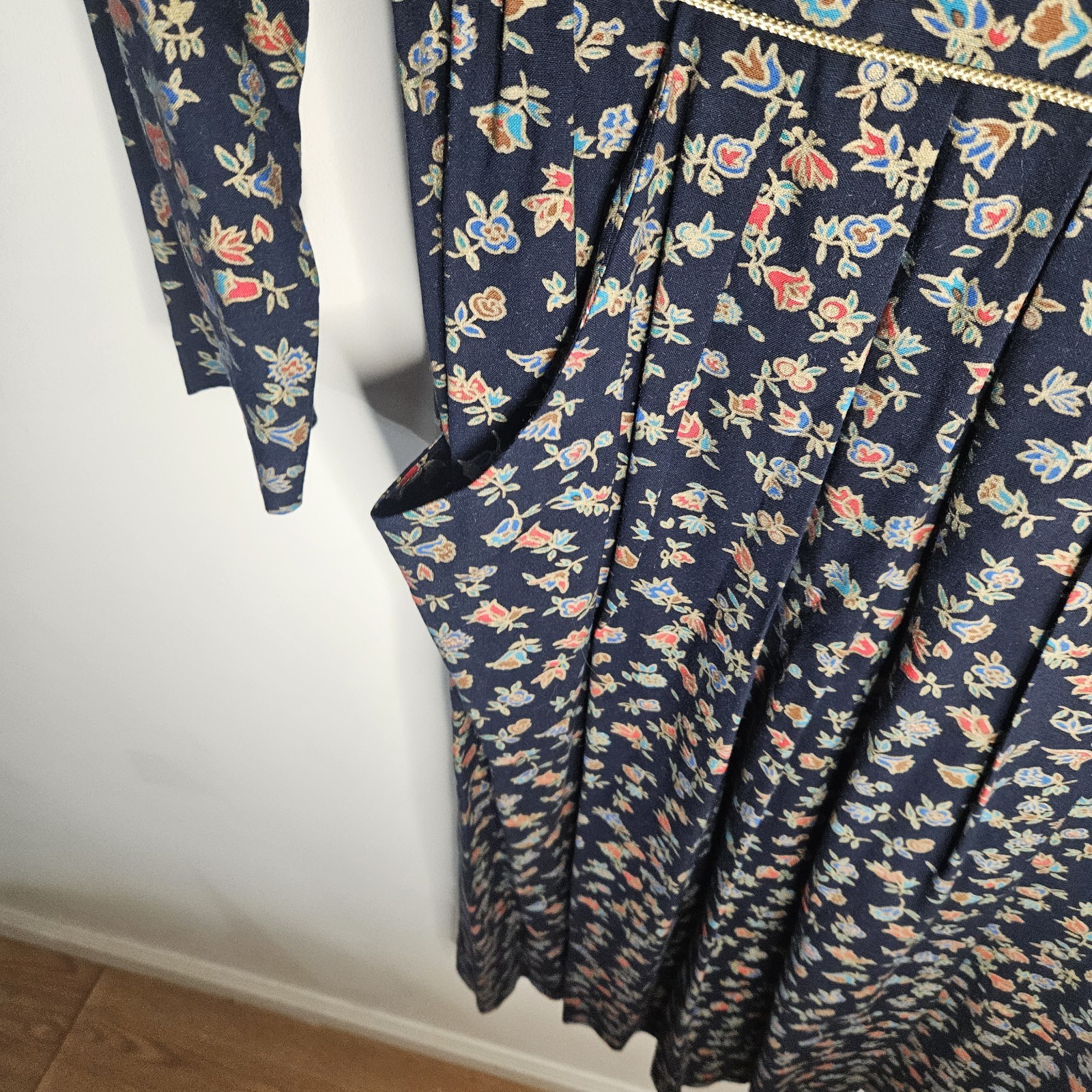 Vintage 80s Sweetbriar Women’s Dress Size 10 Floral w/ Pockets