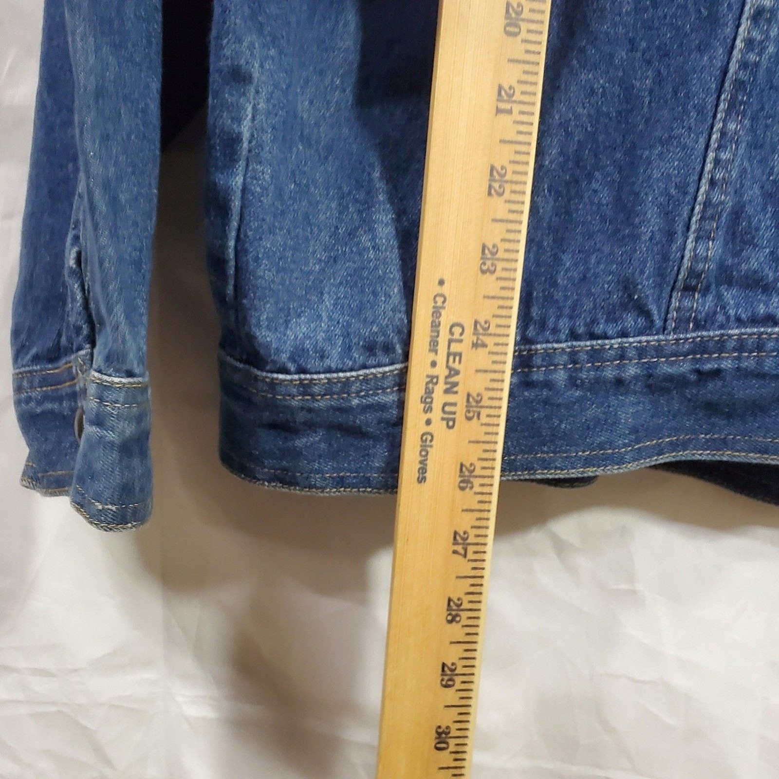 Vintage Cheryl Tiegs Denim Jacket Button Front Blue Cotton Large Oversized