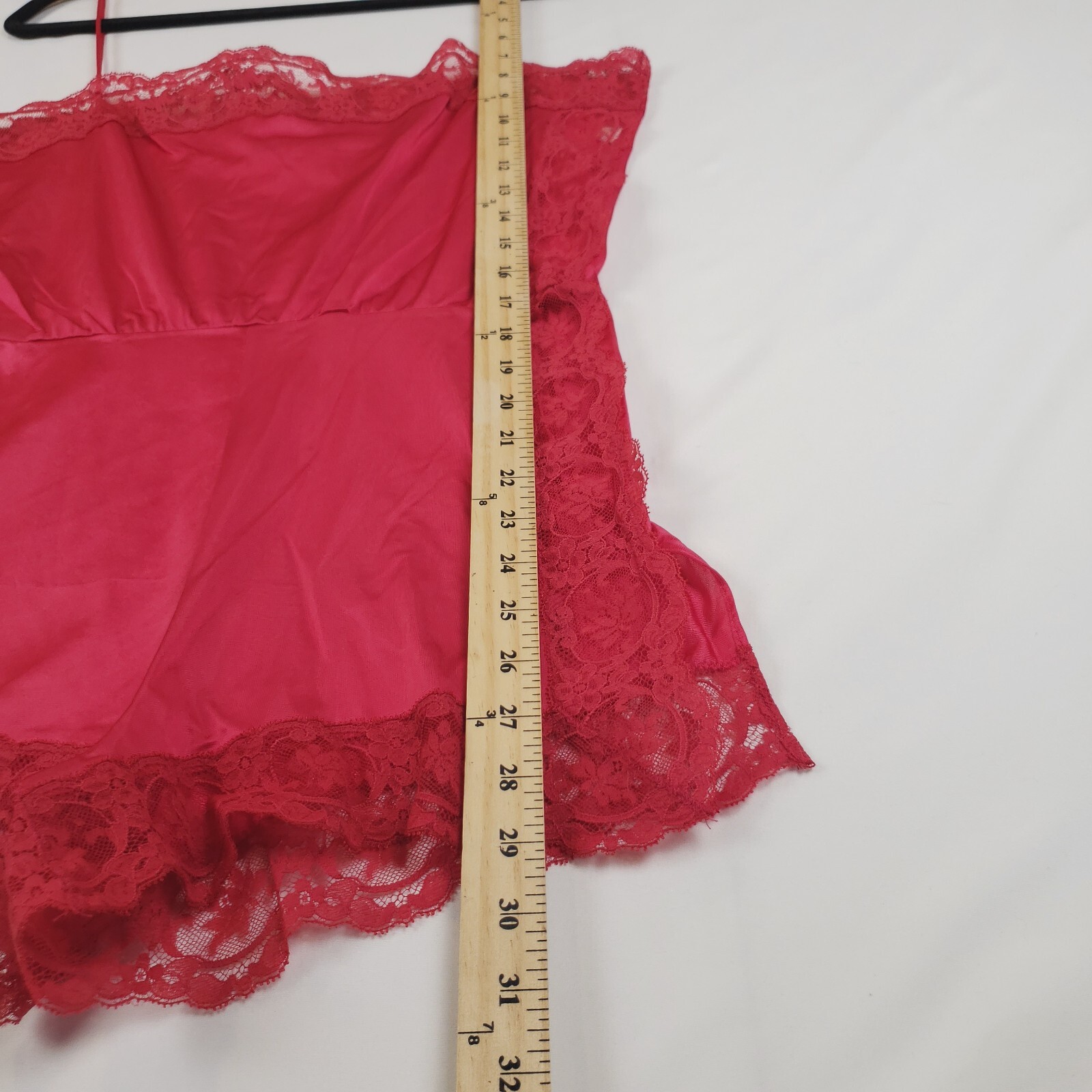 Vintage Olga Romper Womens Small Red 100% Nylon Lace Trim Spaghetti Straps *Flaw
