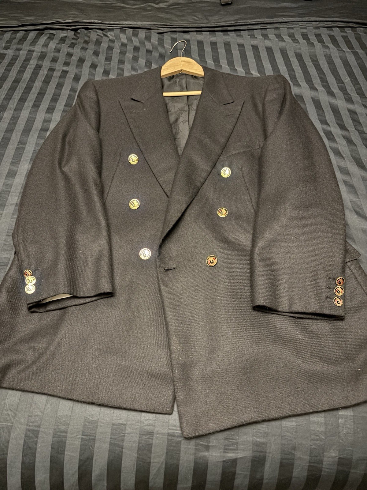 Brioni Roman Style 100% Cashmere Navy Double Breasted Blazer Size 44R EU 54