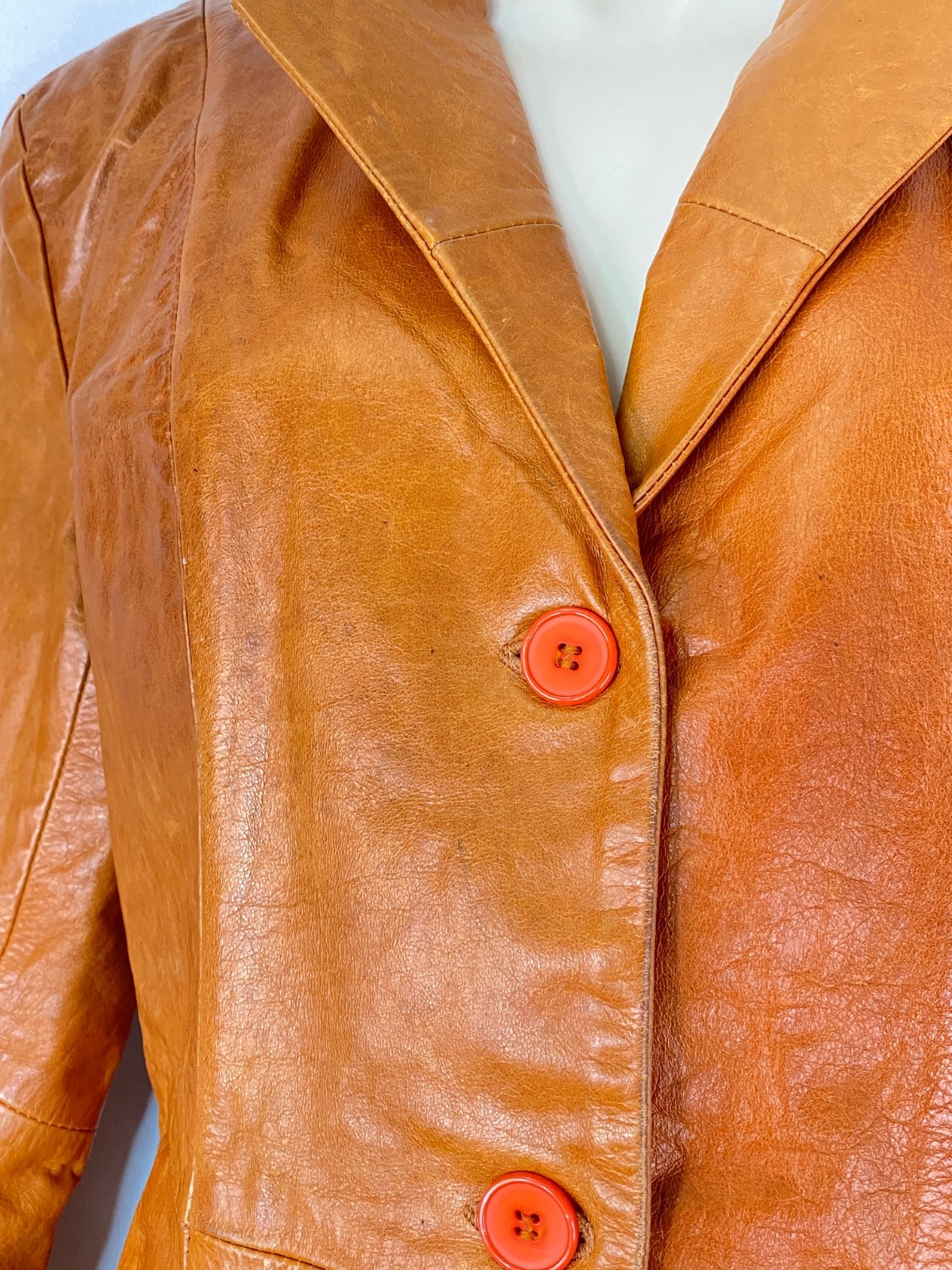Vintage 1970s brown leather jacket caramel light orange jacket Pusco Mexico M